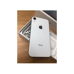 iPhone XR 64 GB fehér